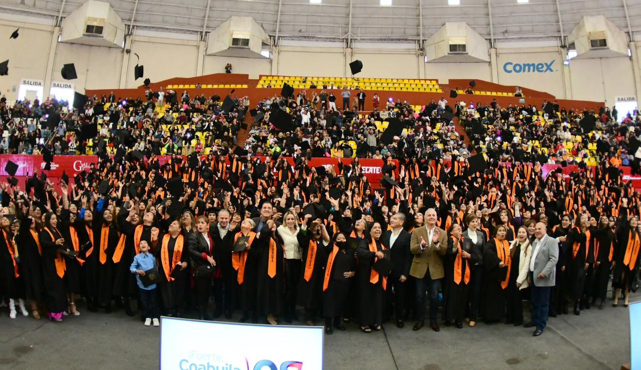 001_ENCABEZA_MARS_GRADUACIÓN_DE_419_MUJERES_DE_PREPARATORIA_EN_TORREÓN_1.jpeg