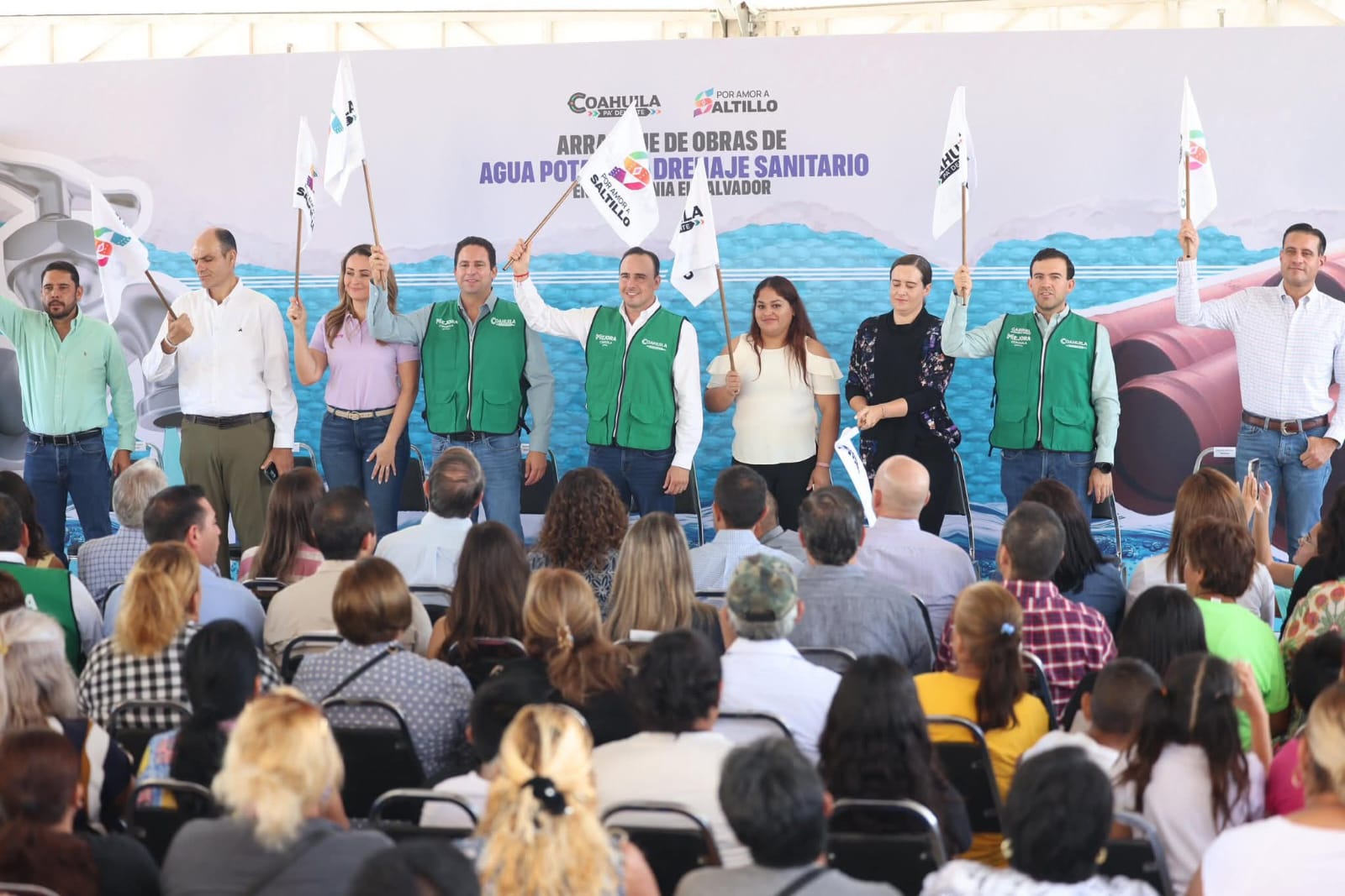 001_EN_EQUIPO_SEGUIMOS_MEJORANDO_LA_CALIDAD_DE_VIDA_DE_LAS_Y_LOS_COAHUILENSES-_MANOLO.jpeg
