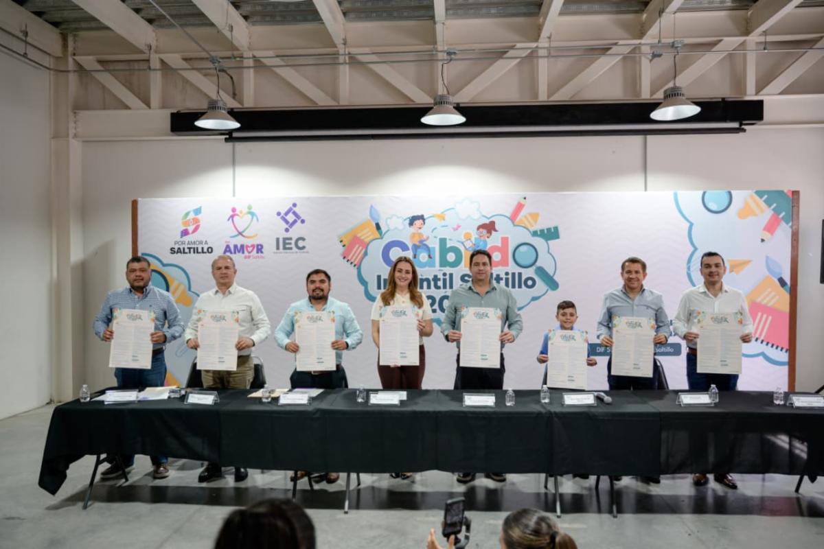 Invitan Javier y Luly a estudiantes al Cabildo Infantil 2026