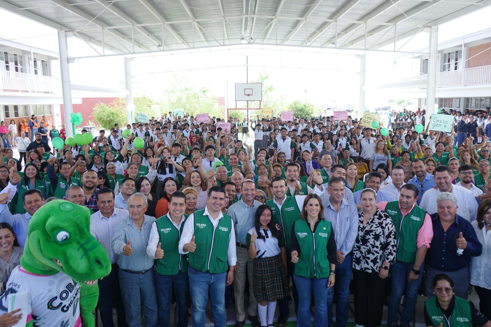 20250403185513_67ef2df1383d7_003_SIGUE_MEJORA_COAHUILA_ENTREGANDO_OBRAS_DE_INFRAESTRUCTURA_EDUCATIVA.jpeg