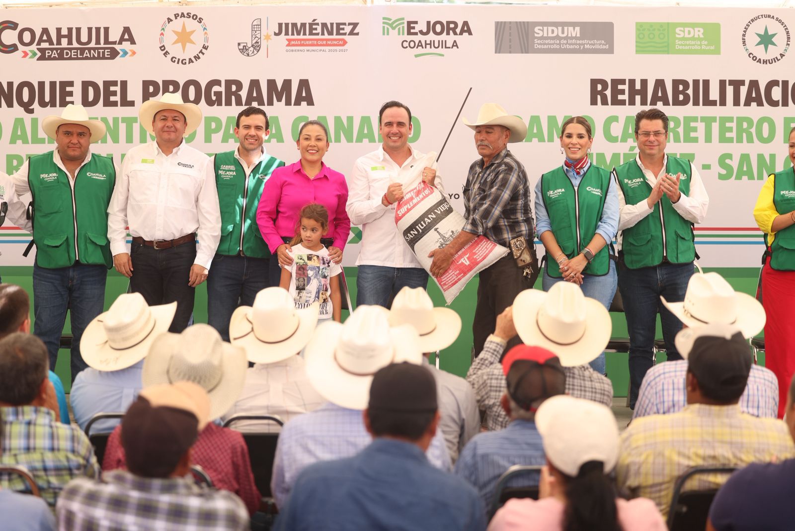 20250519171745_682bbc1925fcd_002_ARRANCA_MANOLO_PROGRAMA_DE_SUPLEMENTO_ALIMENTARIO_PARA_PRODUCTORES_DE_COAHUILA.jpeg