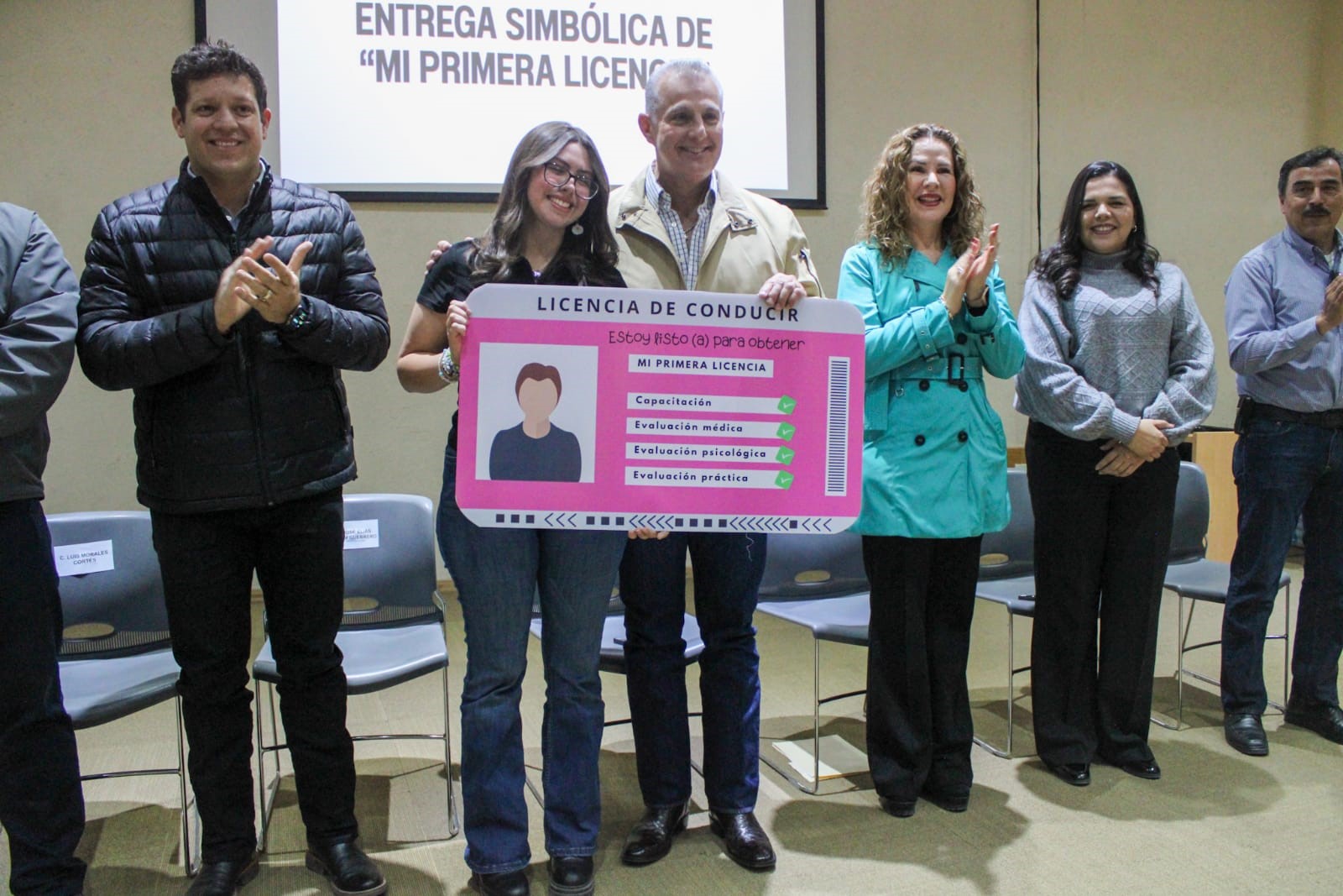 3-Entrega_de_mi_Primer_Licencia_en_UL.jpg