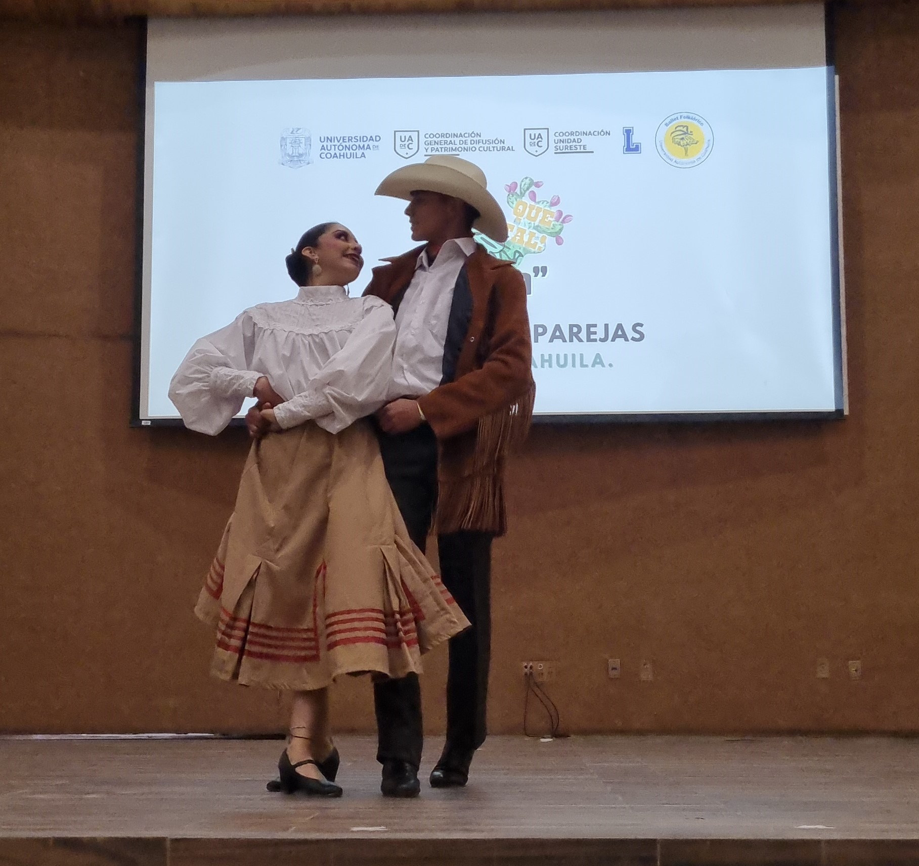 5-Concurso_de_Baile_Que_Tal_Conpa.jpg