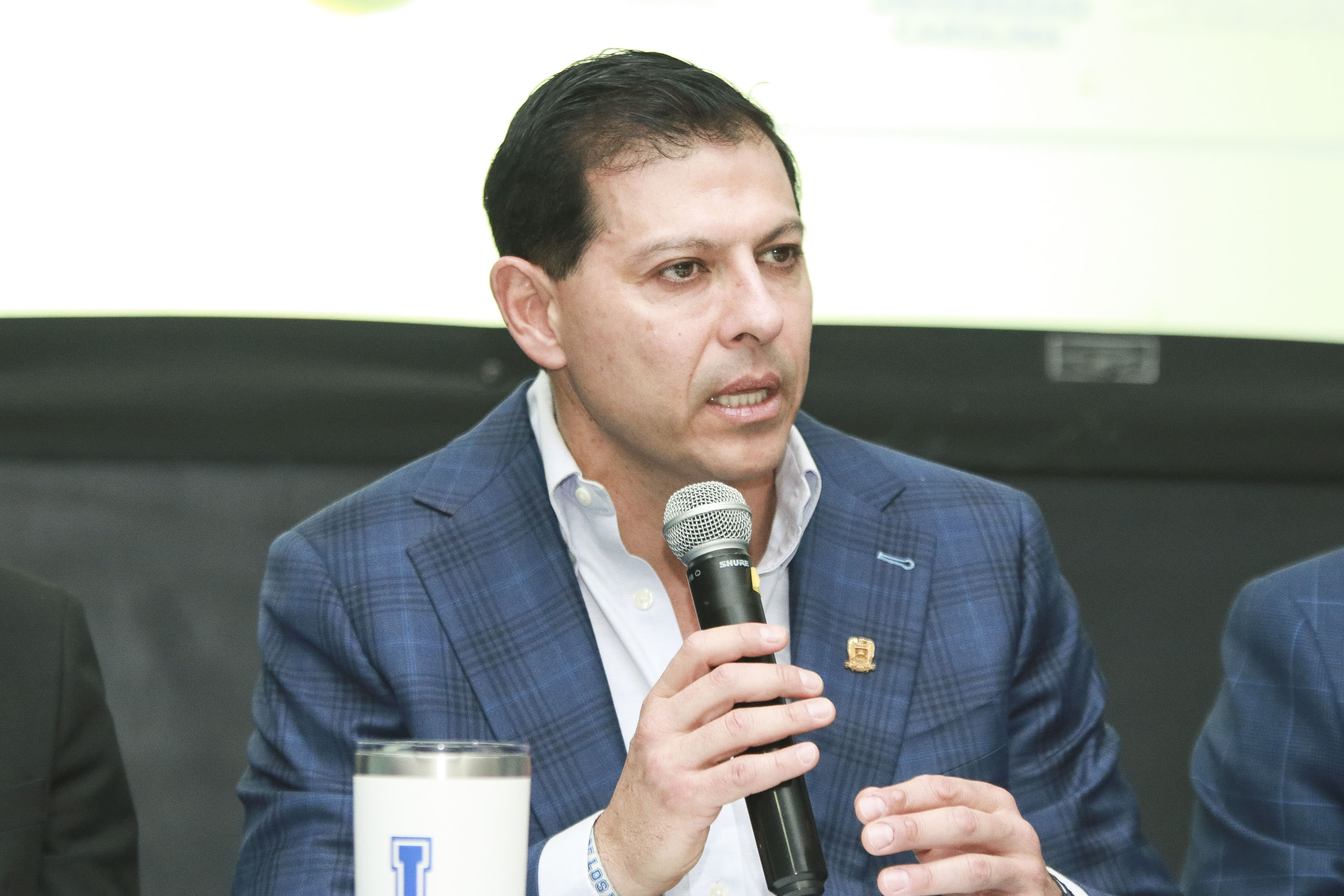 Conferencia_de_Prensa_para_el_Premio_de_Vinculación_Universidad-Empresa-4.JPG