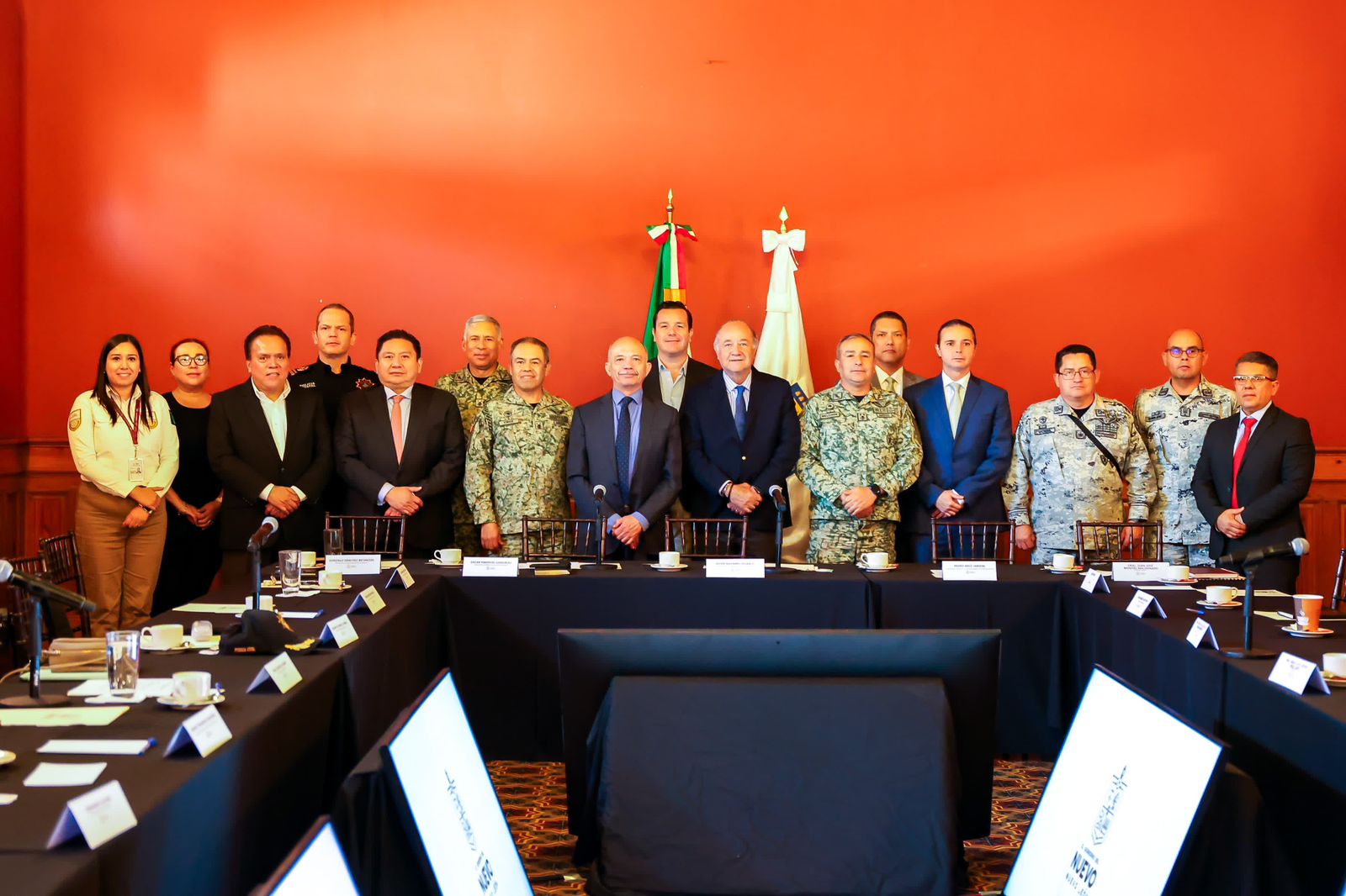 DAN_SEGUIMIENTO_COAHUILA_Y_NUEVO_LEÓN_A_ACUERDOS_EN_MATERIA_DE_SEGURIDAD.jpeg