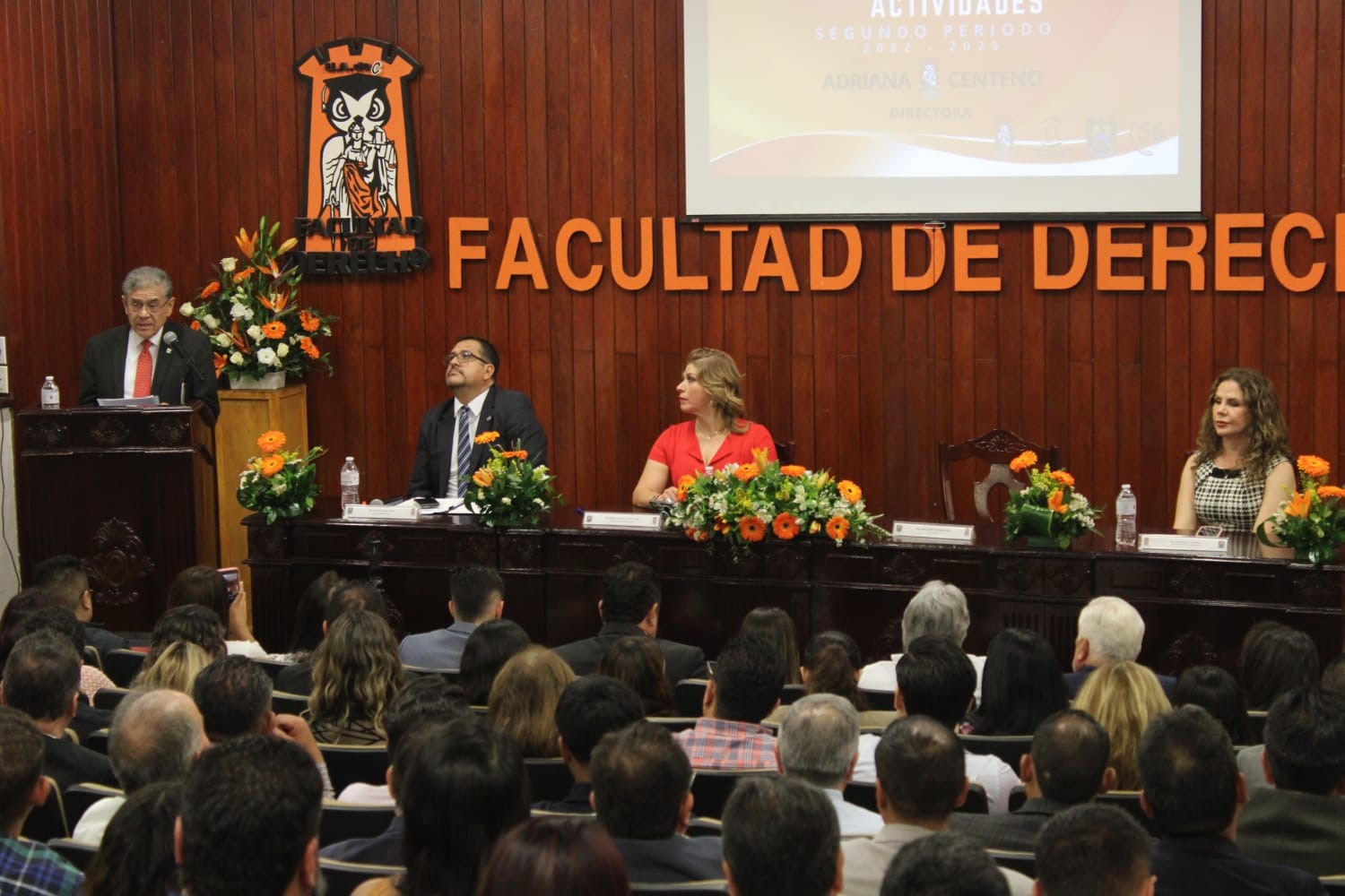 Facultad_de_Derecho_UT_Primer_Informe_de_Actividades_5.jpg