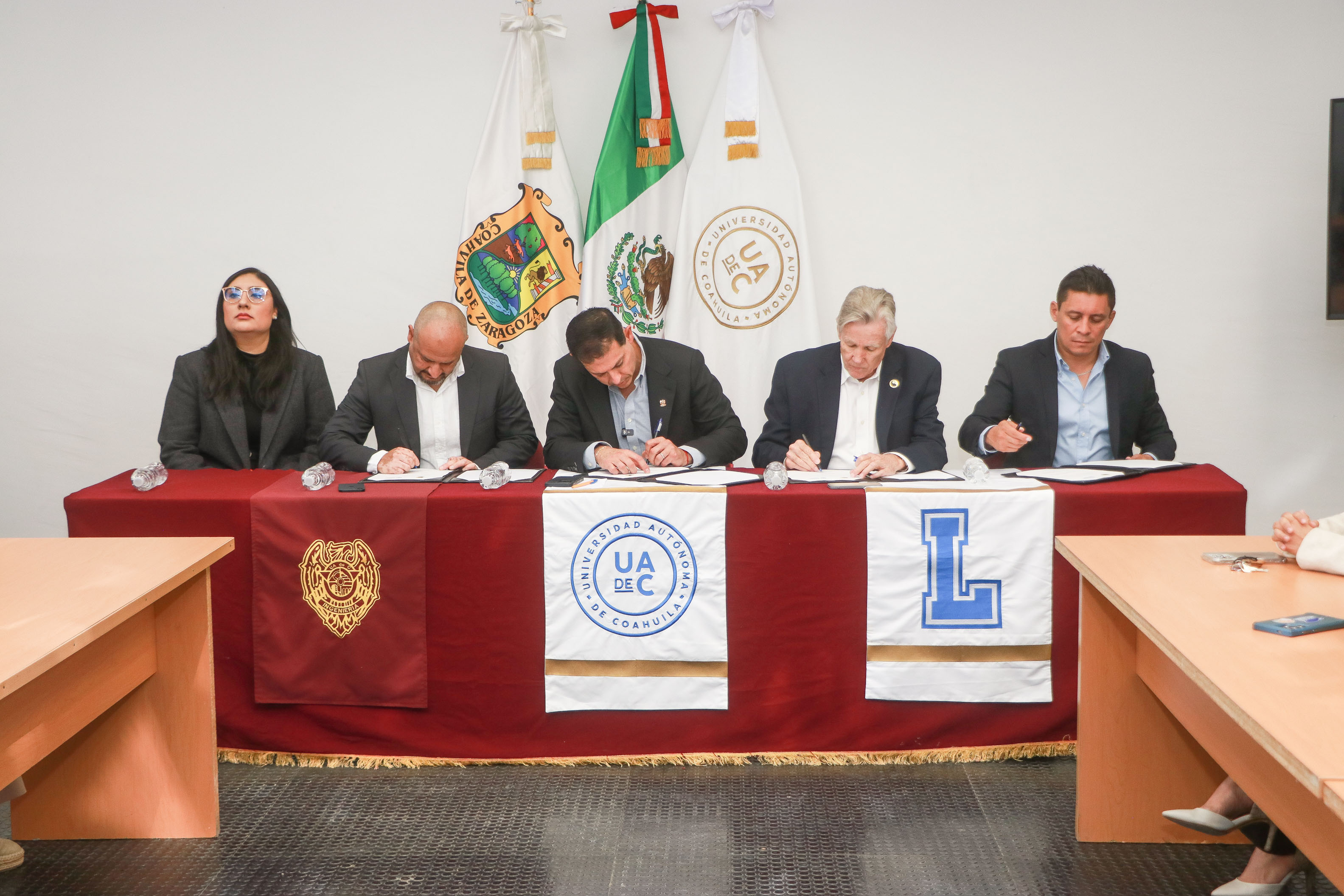Firma UAdeC Convenio de Colaboración Académica con el Colegio de Ingenieros Civiles de Saltillo