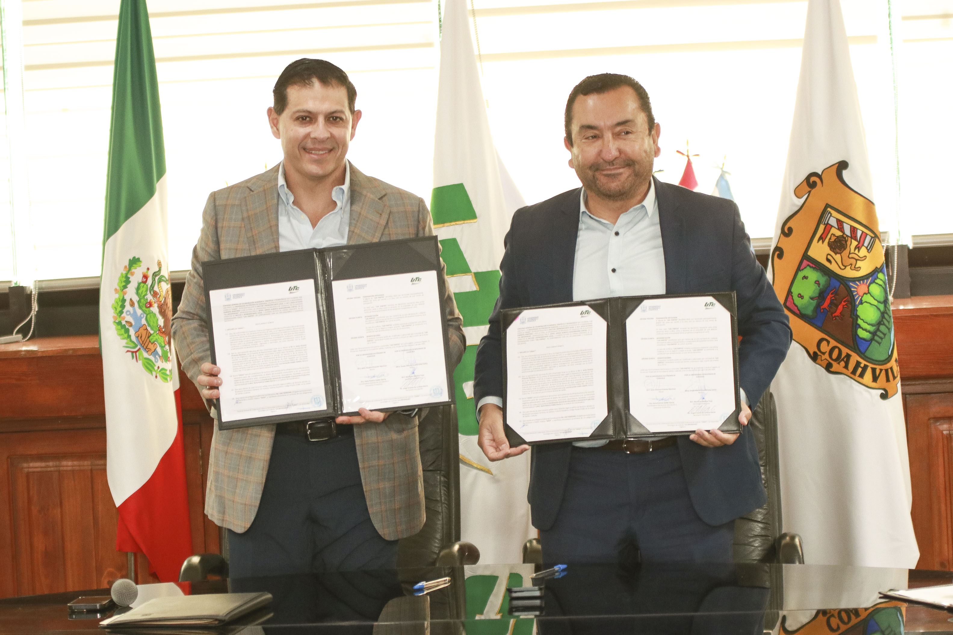 Firma_UAdeC_y_UTC-6.jpg