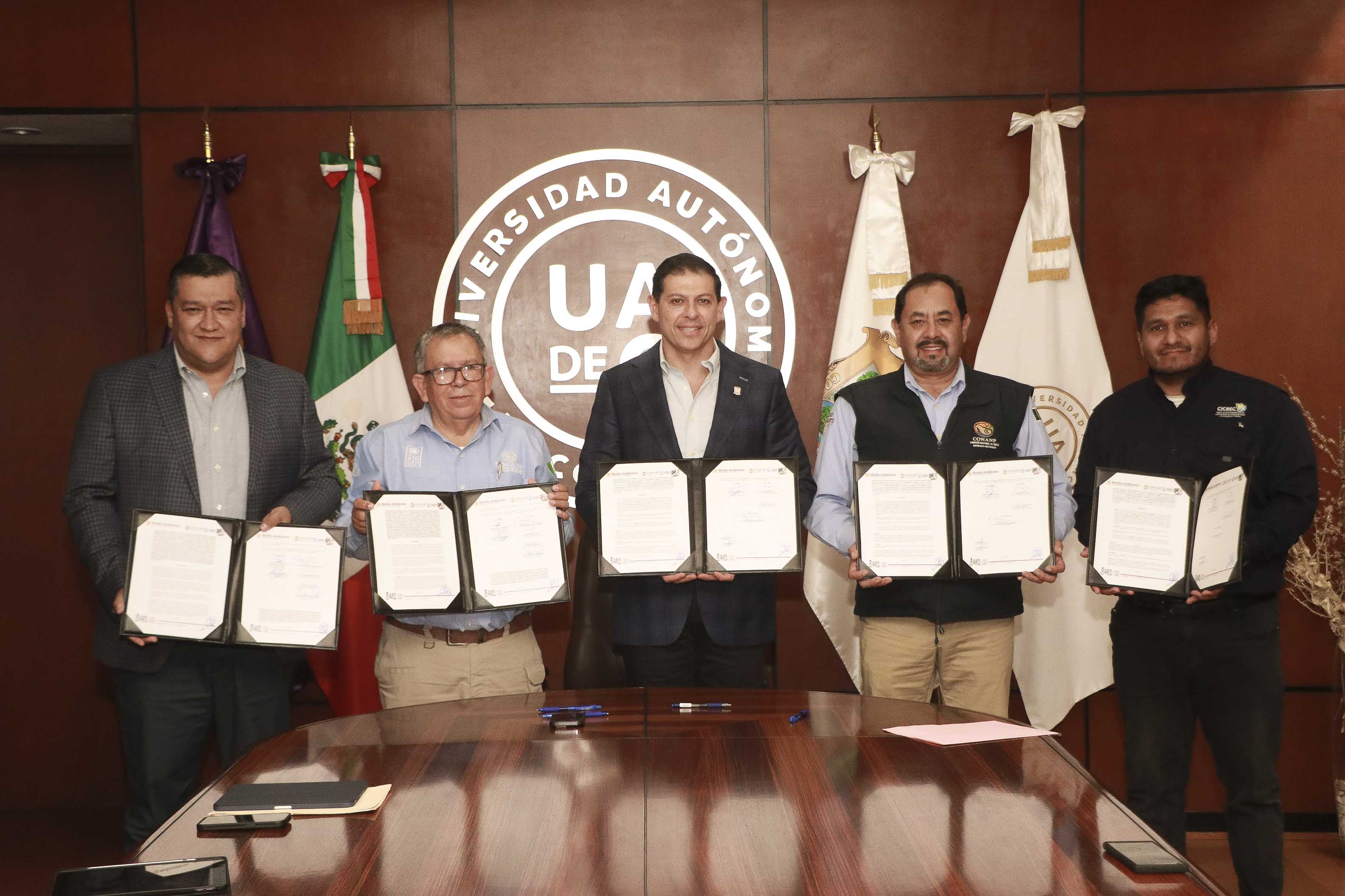 Firma_de_Convenio_UAdeC_y_CONANP-10.jpg