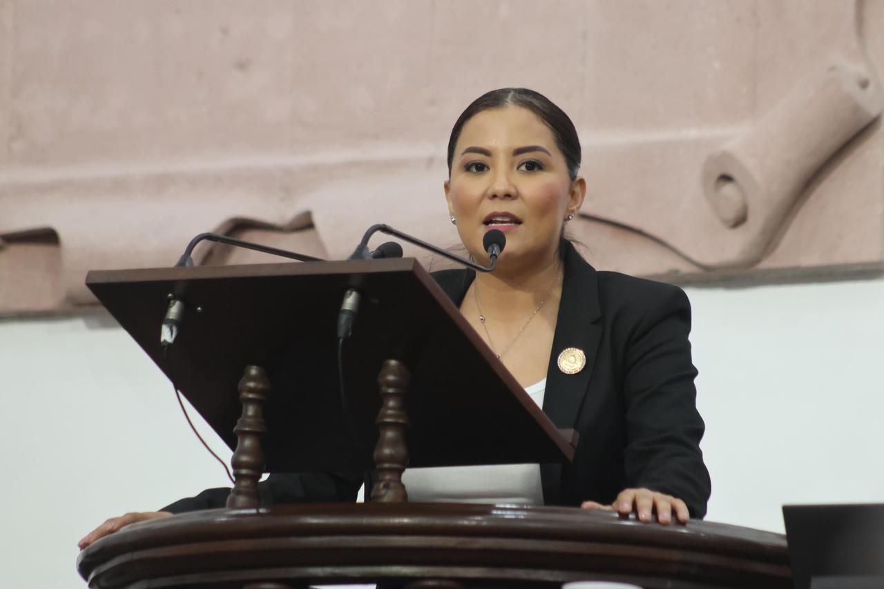 Edith Hernández pide frenar abusos en cobros de grúas en Coahuila