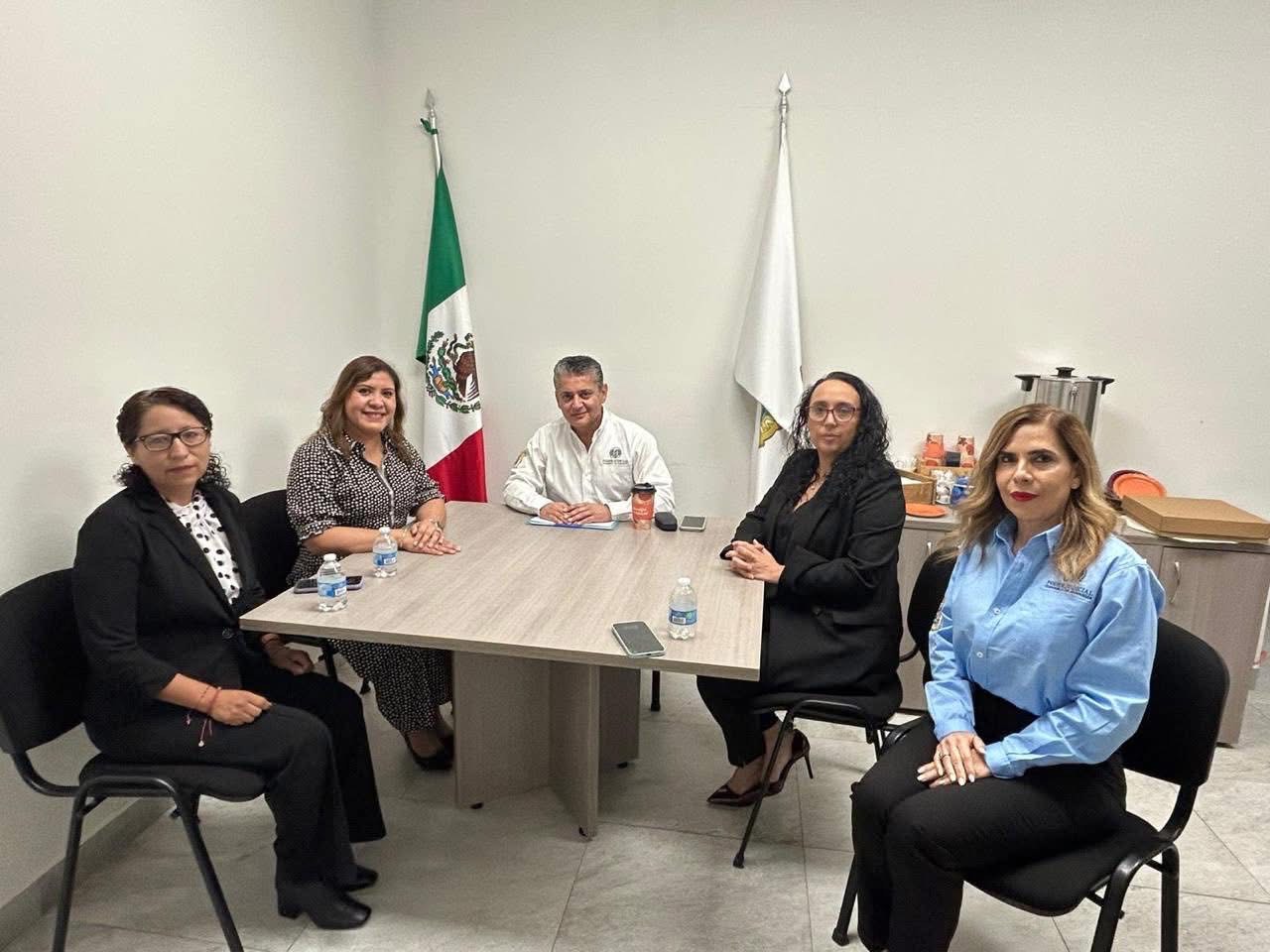 Mery de trabajo en Ciudad Acuña 