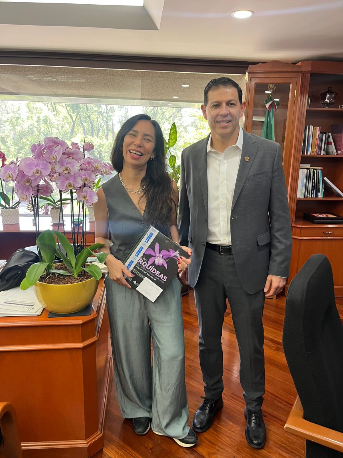 Reunion_de_Trabajo_con_la_Subsecretaria_de_Educación_Media_Superior.jpg