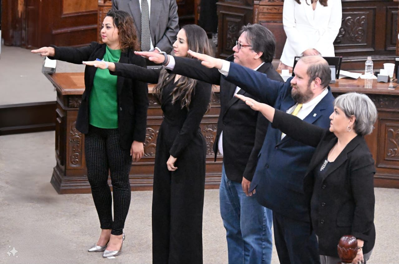 Toma_de_protesta-_Instituciones_Educativas.jpeg