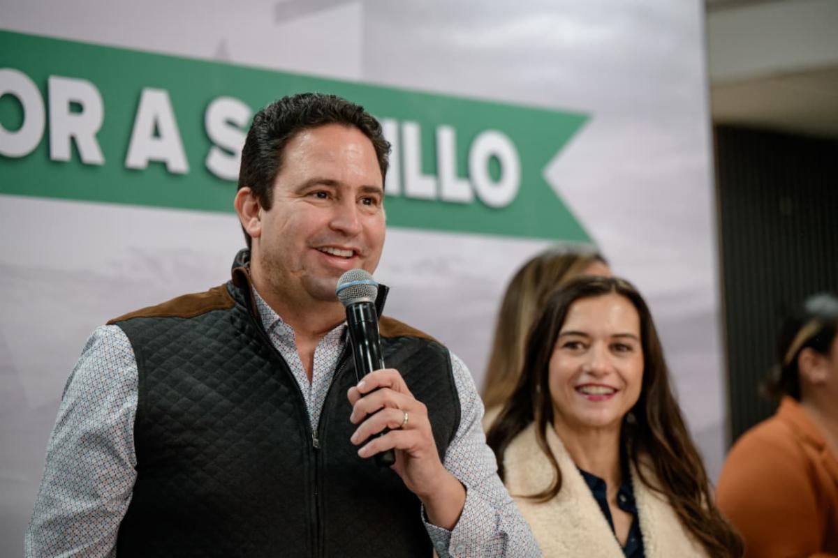 Encabeza Javier Díaz tercer sorteo “Por Amor a Saltillo”; premian a saltillenses cumplidos